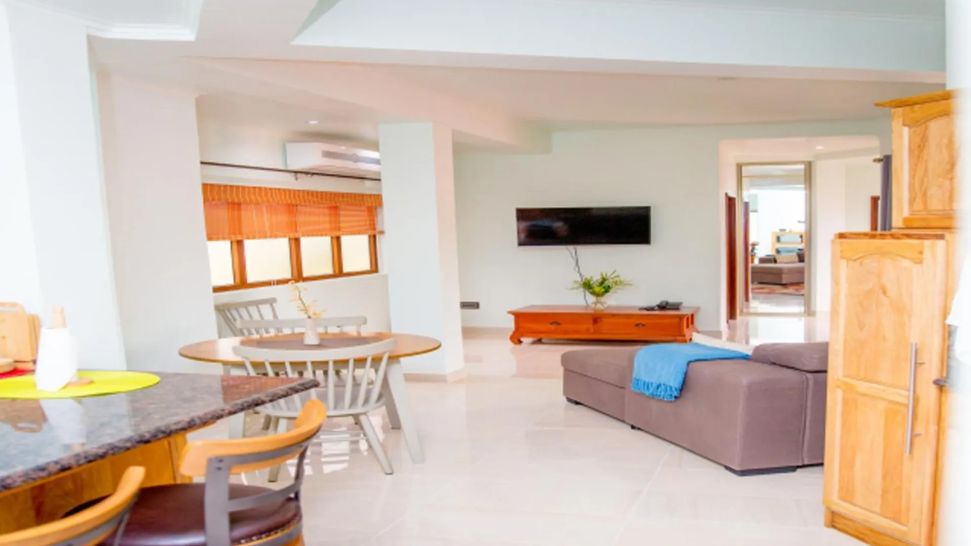 Charming Apartment With Mountain View Au Cap 70 M² Anse aux Pins Seychelles