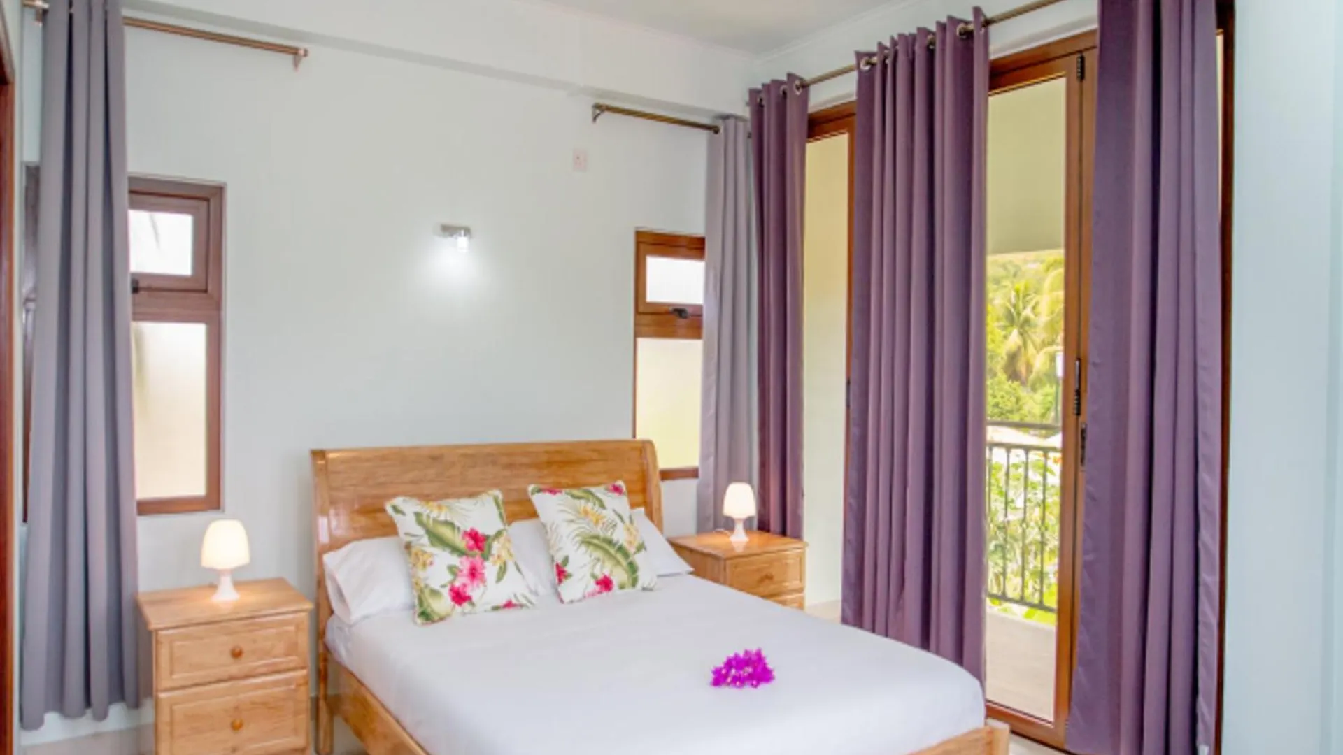 Charming Apartment With Mountain View Au Cap 70 M² Anse aux Pins