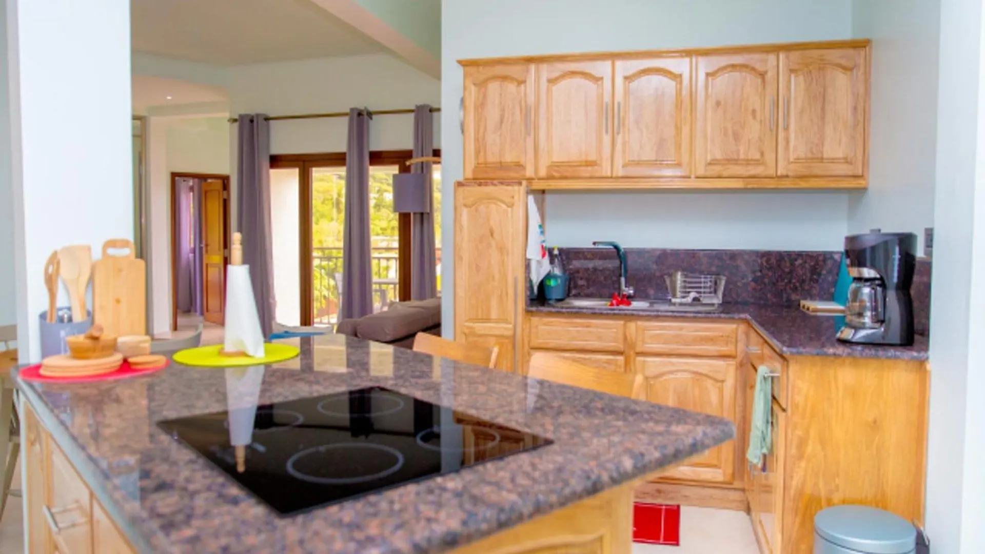 Charming Apartment With Mountain View Au Cap 70 M² Anse aux Pins Seychelles
